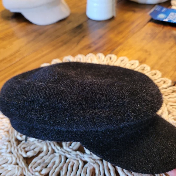 Hat Bundle!! - Picture 5 of 11